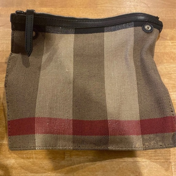 Burberry Ashby handbag ❌SOLD❌ - Picture 7 of 11